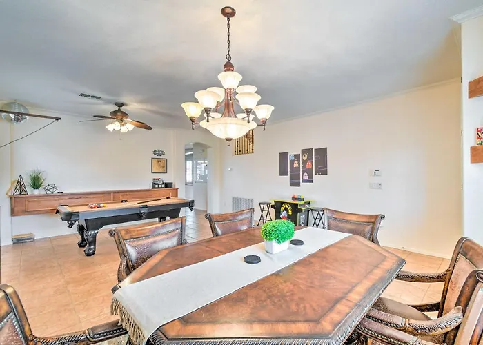 Pool, Game & Views! Laveen Village Getaway
