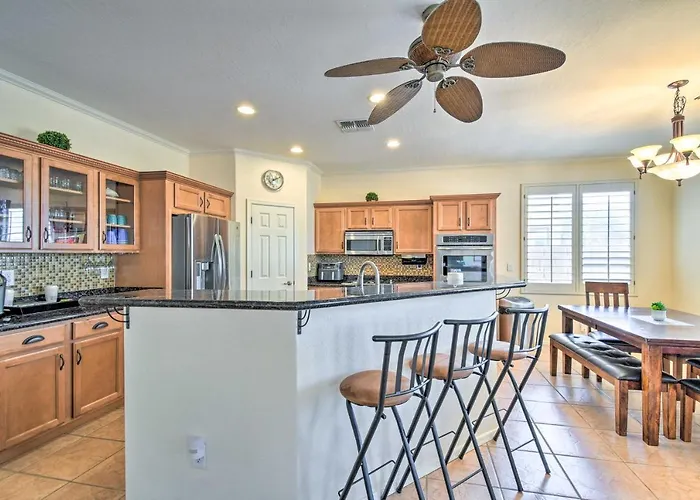 Holiday home Pool, Game & Views! Laveen Village Getaway Phoenix