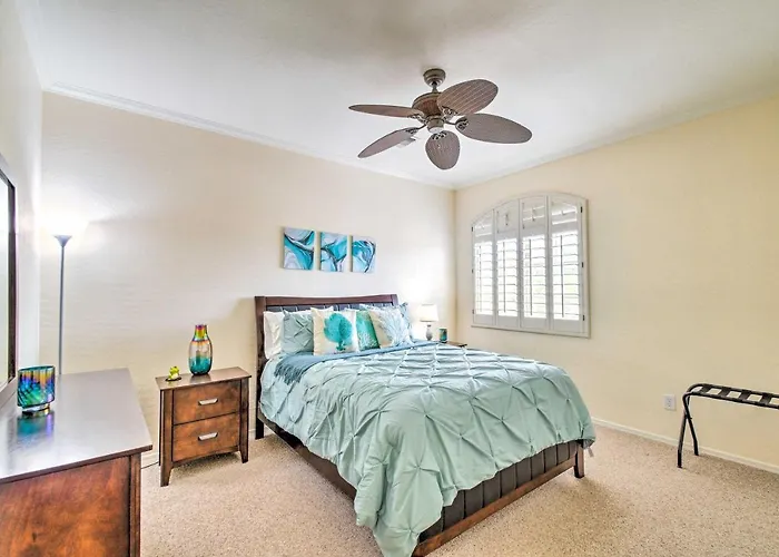 Holiday home Pool, Game & Views! Laveen Village Getaway